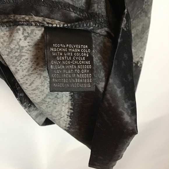 Satin Feel Printed Dress - Picture 6 of 8